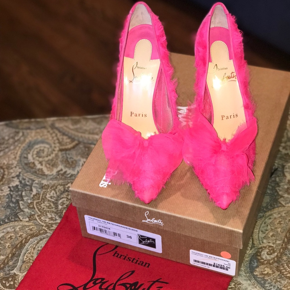NEW Louboutin 'Toufrou' Frayed Organza Suede Pump